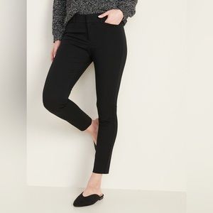 Bundle of 2 Old Navy Pixie Mid Rise Ankle Pants for Women